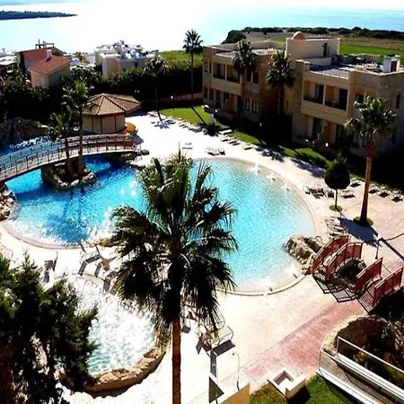 Resort Panareti 3*