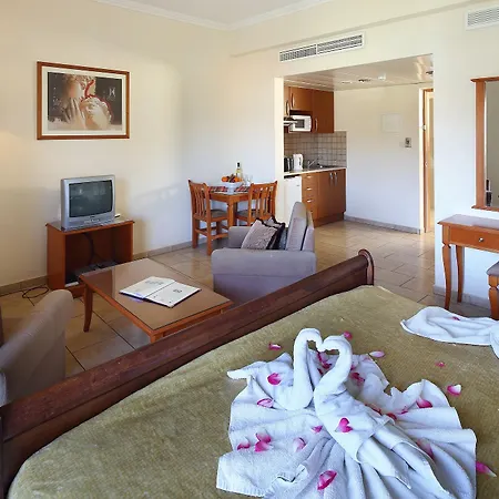 Panareti Resort Coral Bay