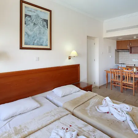 Resort Panareti Coral Bay