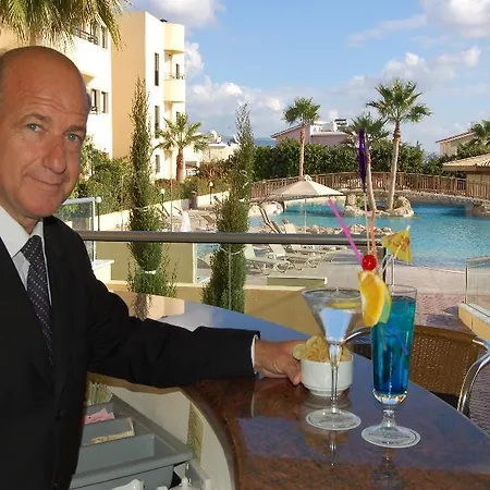 Panareti Üdülőközpont Korall-öböl