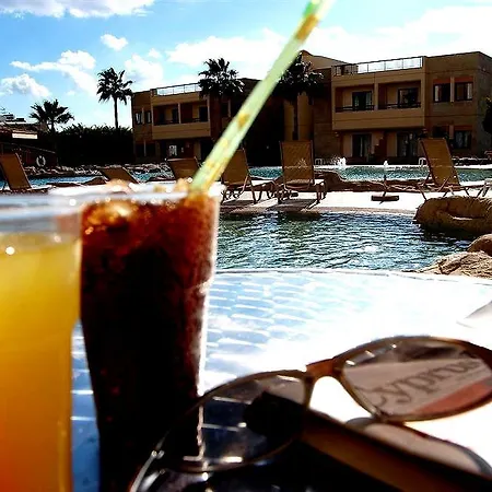 Üdülőközpont Panareti 3*