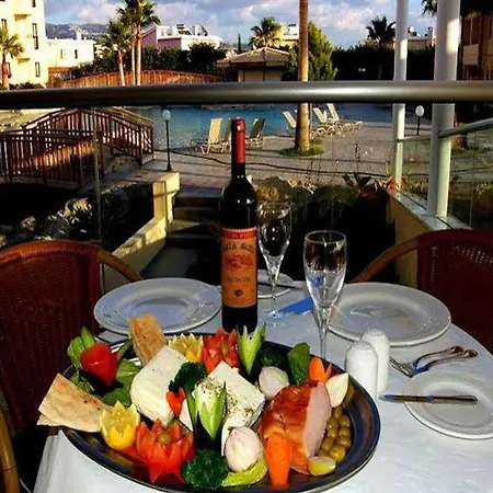 Panareti 3* Korall-öböl