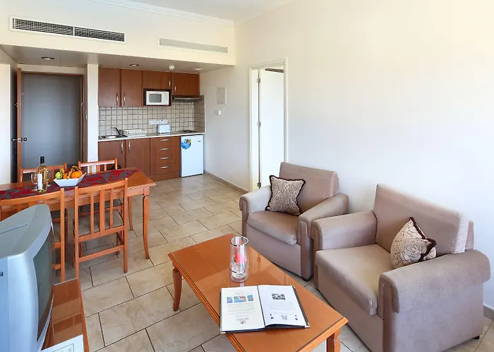 Panareti 3* Coral Bay