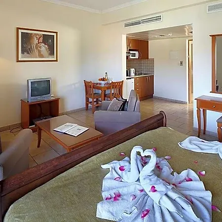 Resort Panareti Coral Bay