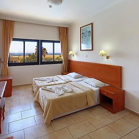 Resort Panareti Coral Bay
