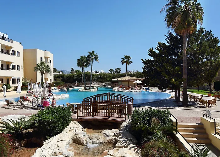 Panareti Ośrodek wypoczynkowy 3*